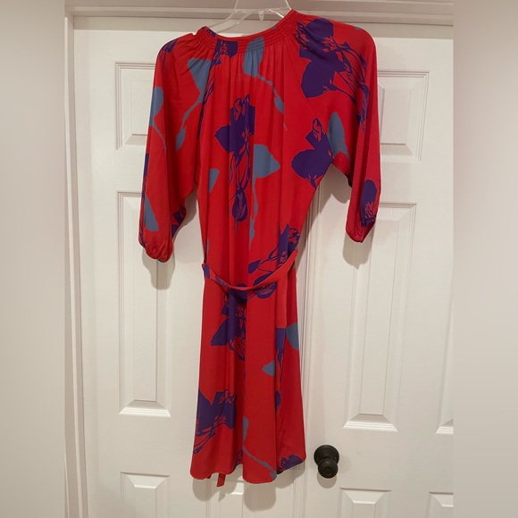 Tucker long sleeve button down tie waist red silk dress - Picture 6 of 7